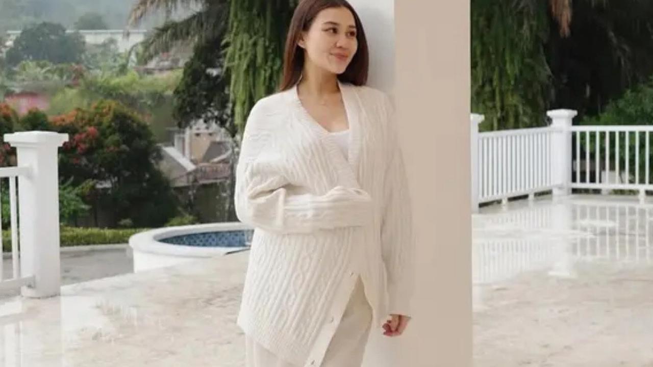 Fashion Aaliyah Massaid Selama Hamil