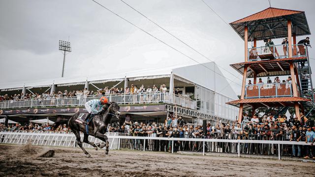 Indonesia’s Horse Racing - Triple Crown