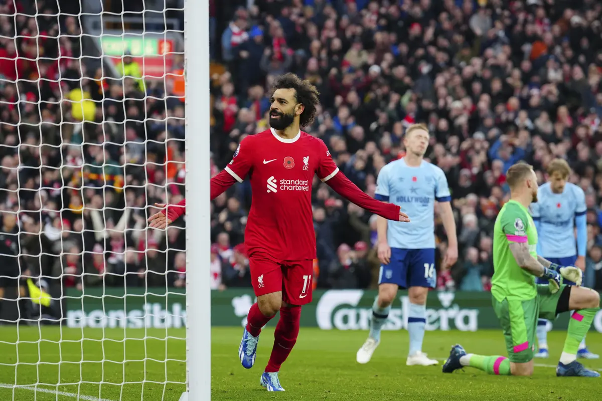 Selebrasi Mohamed Salah ketika Liverpool melawan Brentford di Liga Inggris