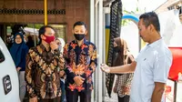 Beri Dukungan Moral, Unesa Silaturahmi ke Rumah Peserta Ospek Daring