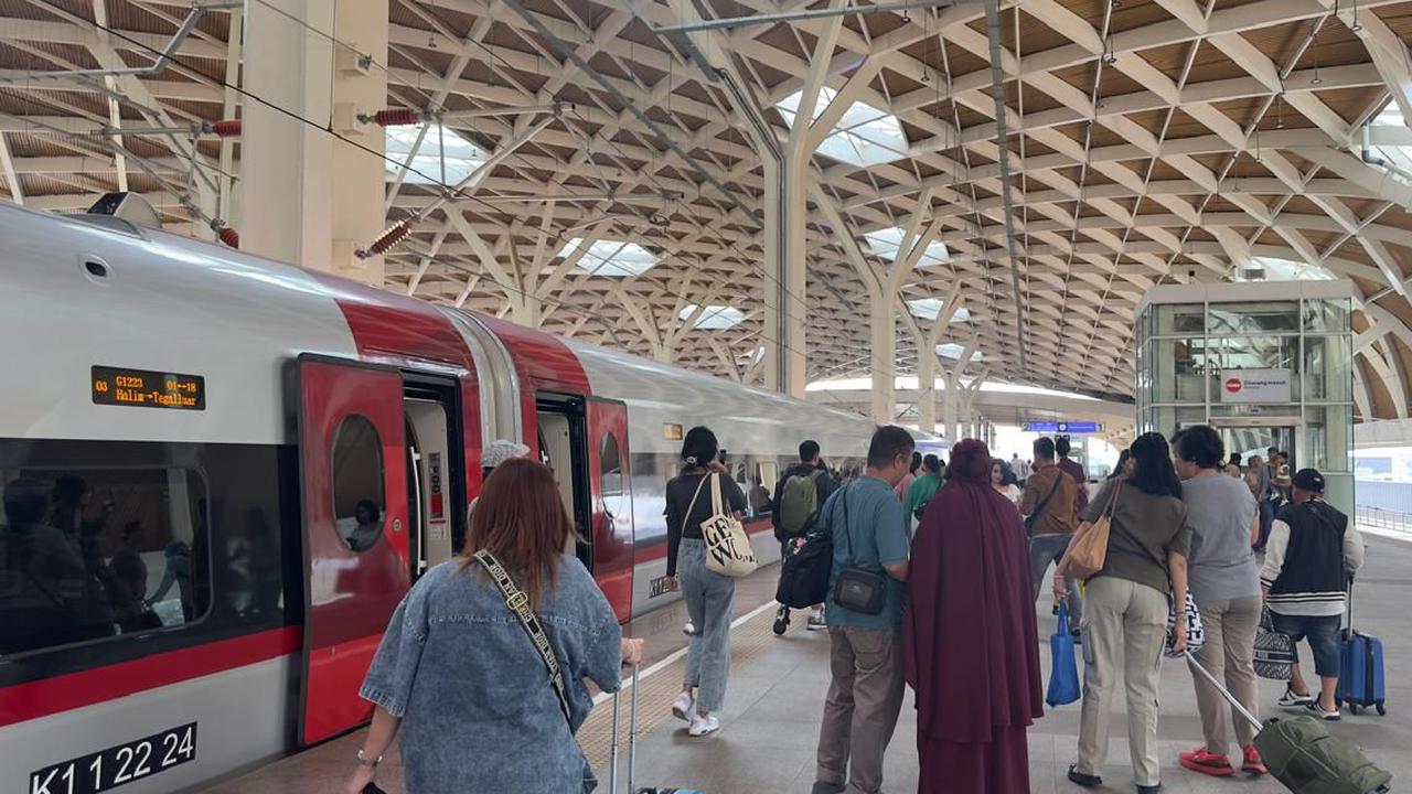 KPPU Deteksi Persekongkolan Pengadaan Rangkaian Kereta Cepat Whoosh