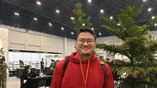 Pengunjung pameran, Fajar (Foto: Liputan6.com/Thurfa)