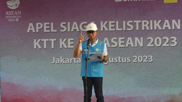 PT PLN (Persero) menggelar apel siaga kelistrikan pada Kamis (31/8) di Istora Senayan, Jakarta. Apel ini dipimpin oleh Direktur Utama PLN, Darmawan Prasodjo. (Dok PLN)