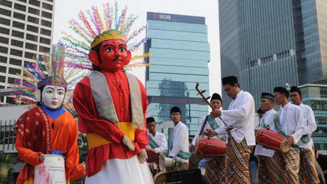 Ondel-ondel ingatkan warga bayar Zakat