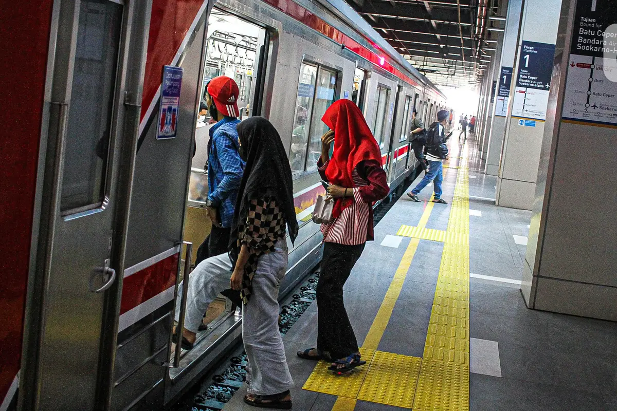 Stasiun BNI City Uji Coba Pelayanan Naik Turun Penumpang KRL