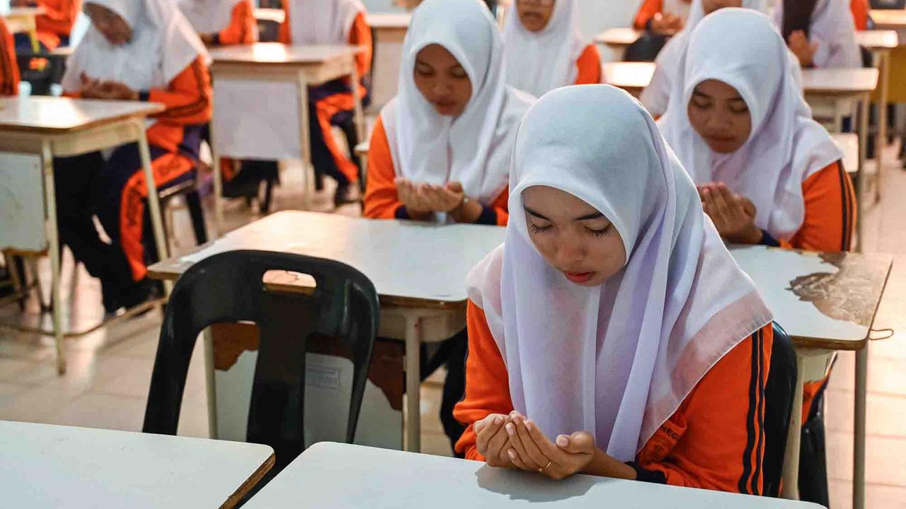 FOTO: Hari Kesadaran Tsunami: Siswa SMAN Antusias Ikuti Latihan Evakuas
