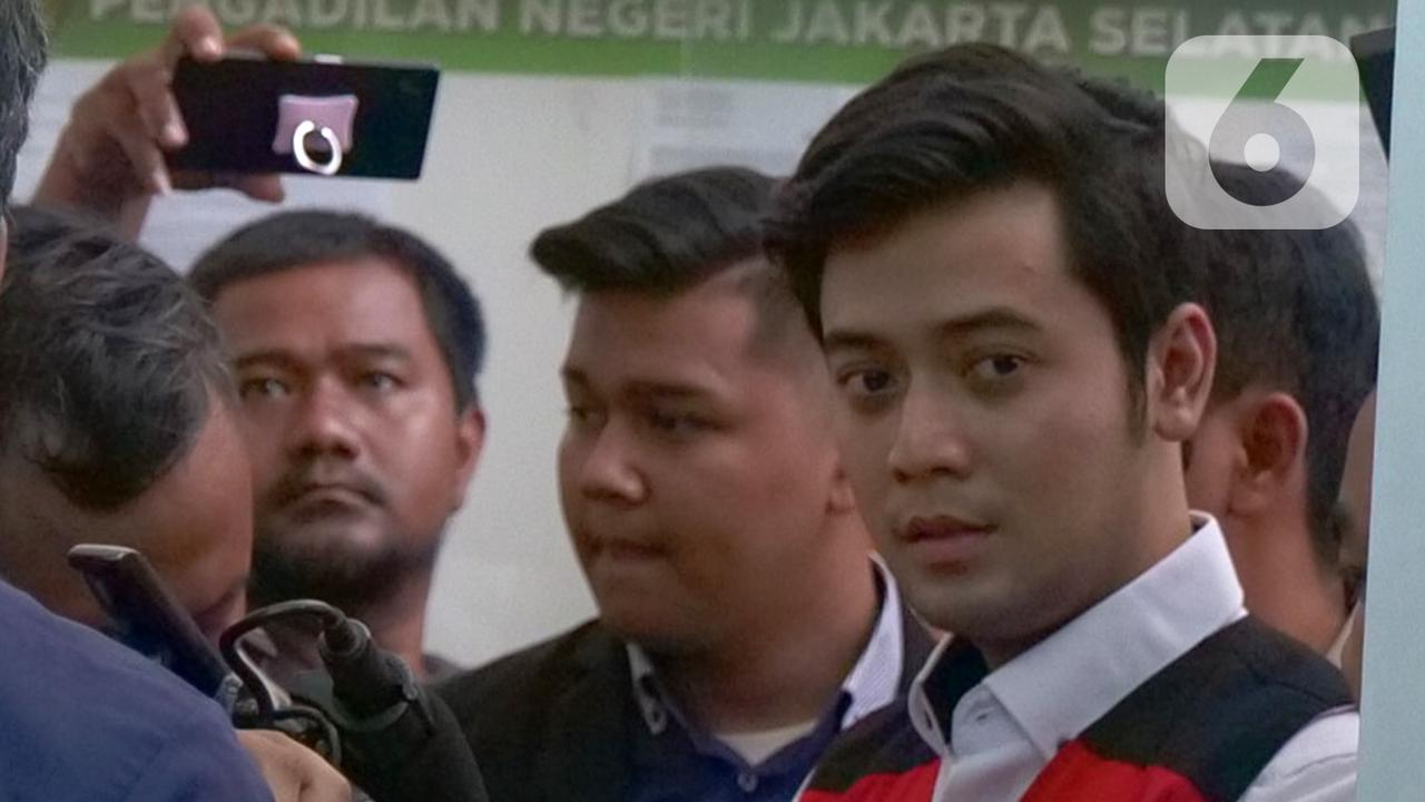 Kriss Hatta Jalani Sidang Perdana Kasus Dugaan Penganiyaan