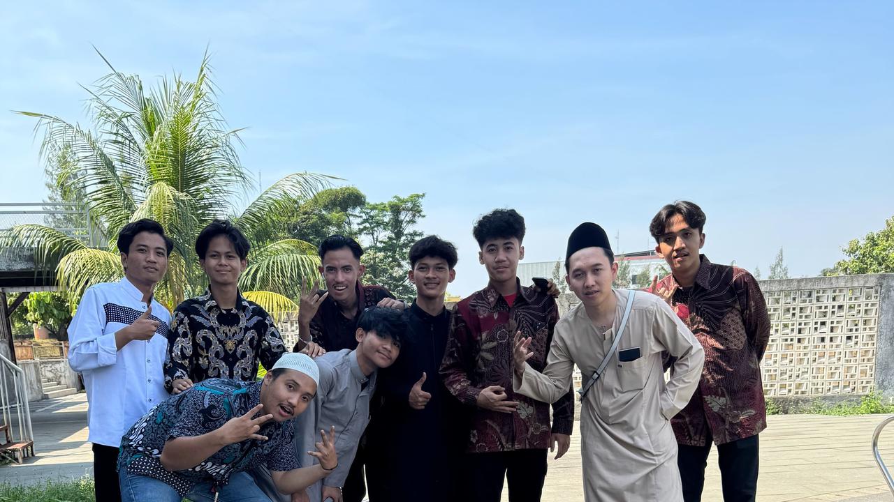 Perjalanan Karier Alwikobra dari Santri, Gamers hingga Kini Jadi Pengusaha Digital