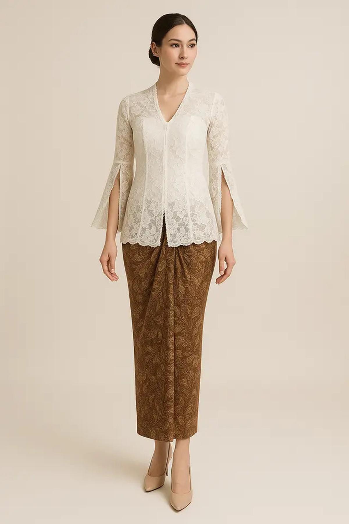 7 Model Kebaya Brokat Lengan Lonceng Belah yang Tren di 2025