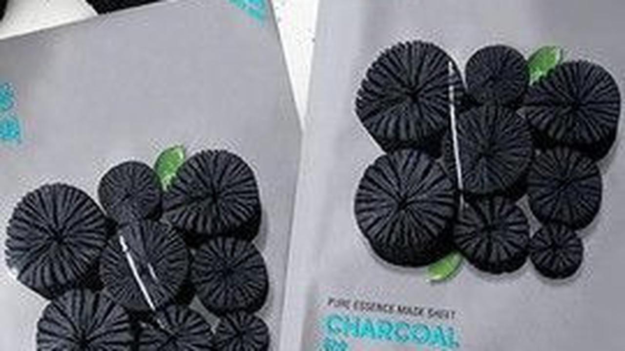 4. Holika Holika Pure Essence Mask Sheet Charcoal<br>