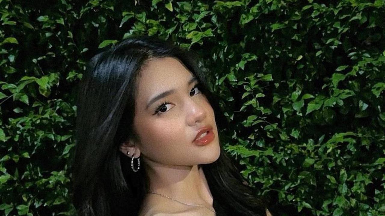 Bikin Takjub dan Berkali-Kali Dipuji Netizen, Ini 7 Potret Davina Karamoy dalam Penampilan Simple namun Tetap Berkelas - Photoshoot Terbaru Jadi Sorotan
