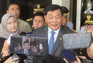 Menteri Pertahanan (Menhan) Sjafrie Sjamsoeddin di Kementerian Pertahanan, Jakarta, Selasa (5/8/2025). (Foto: Liputan6.com/Radityo Priyasmoro).