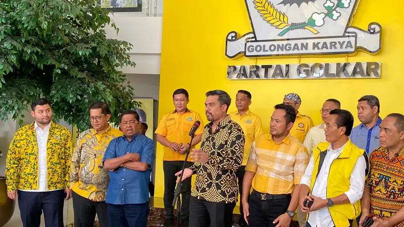 Partai Golkar menggelar rapat Bappilu terkait Pilpres dan Pileg 2024 mendatang. Turut hadir politisi senior yang juga Ketua Dewan Penasihat Bappilu Partai Golkar Idrus Marham.