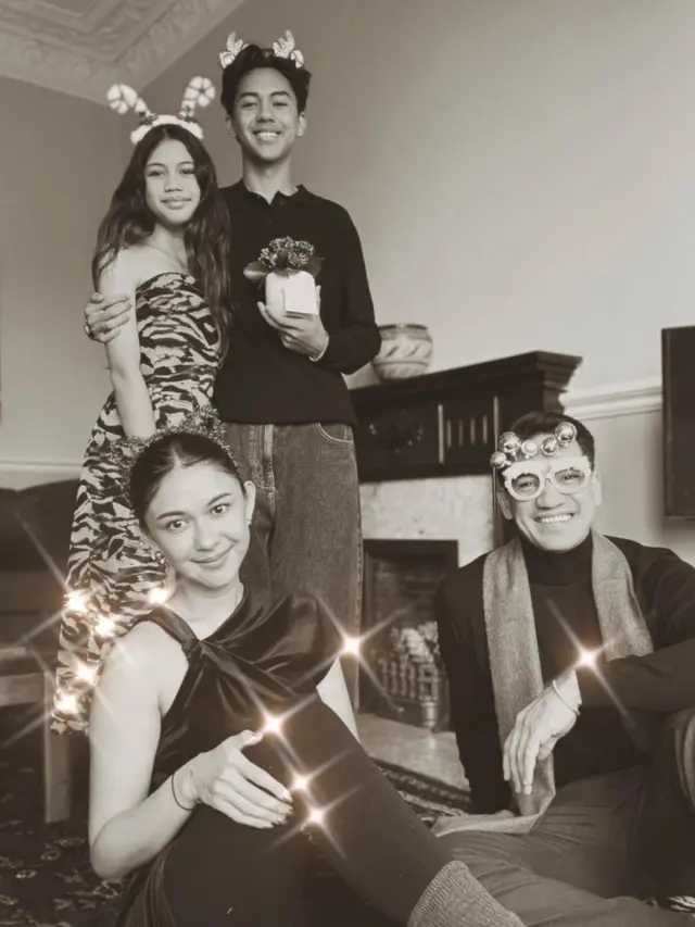 Keseruan Para Artis Rayakan Natal Tahun 2024 (Instagram/@nanamirdad_)