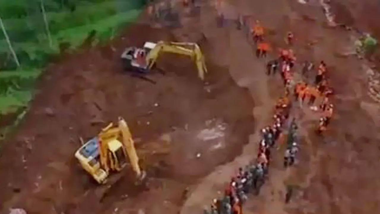 Alat Berat Dikerahkan Cari 26 Korban Longsor di Ponorogo