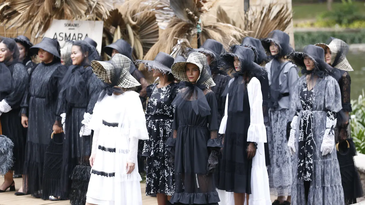 Sorabel x Asmara by Barli Asmara