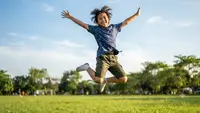 Apakah Melompat Bisa Menambah Tinggi Badan? Ini Fakta dan Penjelasannya