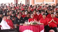 Penuh semangat sukacita memenuhi areal Gedung Ikonik Kebanggaan Tabanan, Gedung Kesenian I Ketut Marya pada Senin, (26/2) dalam acara Musyawarah Perencanaan Pembangunan Kabupaten (Musrenbangkab) RKPD-SB Tahun 2025 Kabupaten Tabanan yang dirangkaikan dengan Success Story Tiga Tahun Kepemimpinan Jaya Wira.