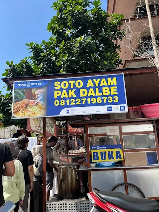 Soto Ayam Pak Dalbe maps.google.com