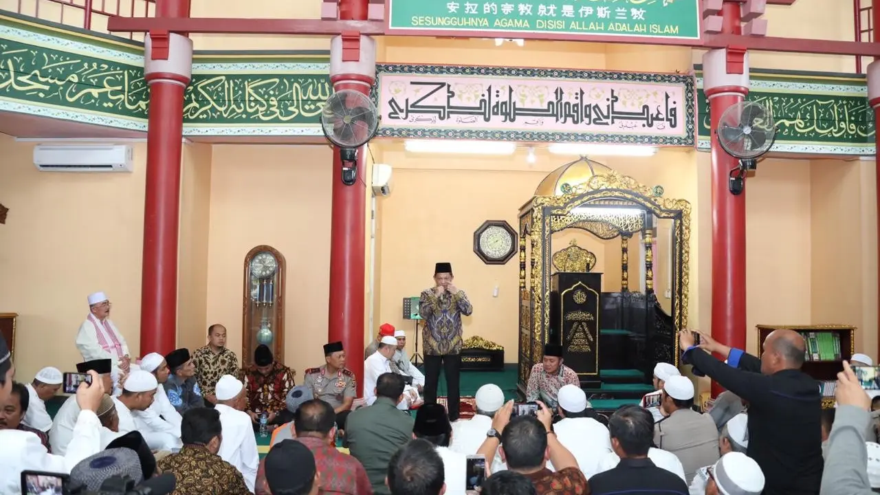 Jadi Khatib Shalat Jumat, Mendagri Bahas Persatuan Bangsa dan Takdir Allah