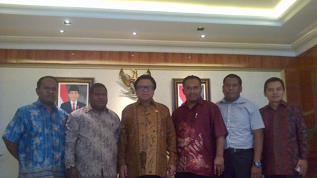Wakil Ketua MPR Oesman Sapta