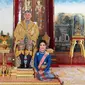 Raja Thailand Maha Vajiralongkorn dan mantan selirnya, Sineenat Wongvajirapakdi (Royal Thai Photo)