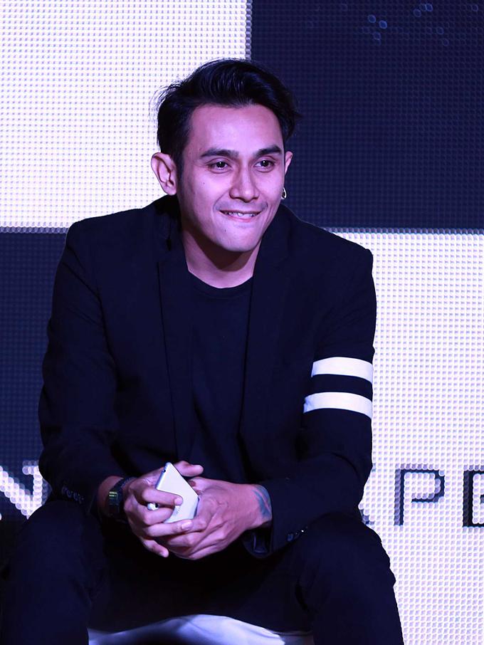 Narji Cemburu, Vicky Nitinegoro Tebar Pesona dengan Sahila Hisyam
