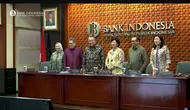 Gubernur Bank Indonesia Perry Warjiyo dan Dewan Gubernur BI dalam pengumuman Hasil RDG September 2024, Rabu (18/9/2024). (Tira/Liputan6.com)