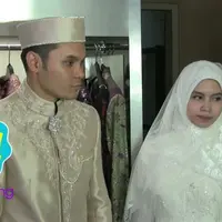  Ben Kasyafani dan Nesyana Ayu Nabila mempersiapkan baju akad nikah dan resepsi.