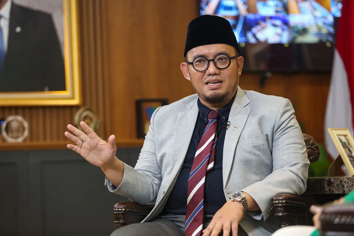 Wakil Kepala Badan Pelaksana Haji, Dahnil Anzar Simanjuntak, menegaskan bahwa Presiden terpilih Prabowo Subianto bukanlah "boneka" Presiden RI ke-7 Joko Widodo atau Jokowi. (Liputan6.com)