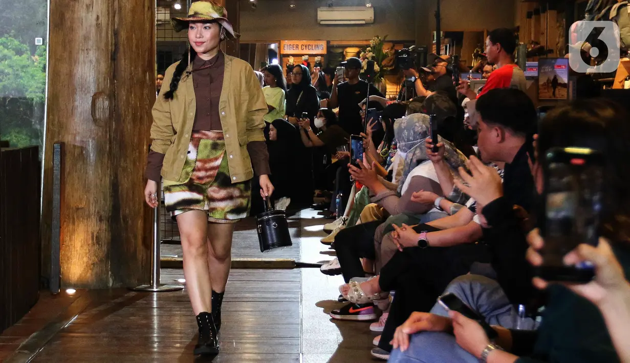 EIGER Women “Let it Out” dikhususkan untuk para perempuan yang akan berkegiatan di alam bebas. (Liputan6.com/Herman Zakharia)