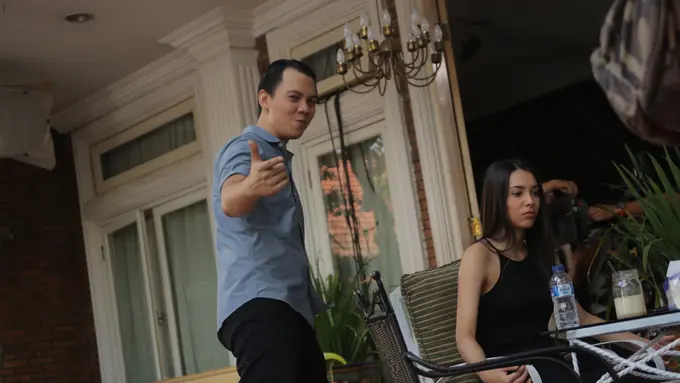 [Bintang] Adegan film Single