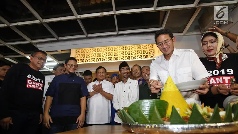 Resmikan Sekretariat Bersama, Sandiaga Uno Potong Tumpeng Dihadapan Ketum Gerindra