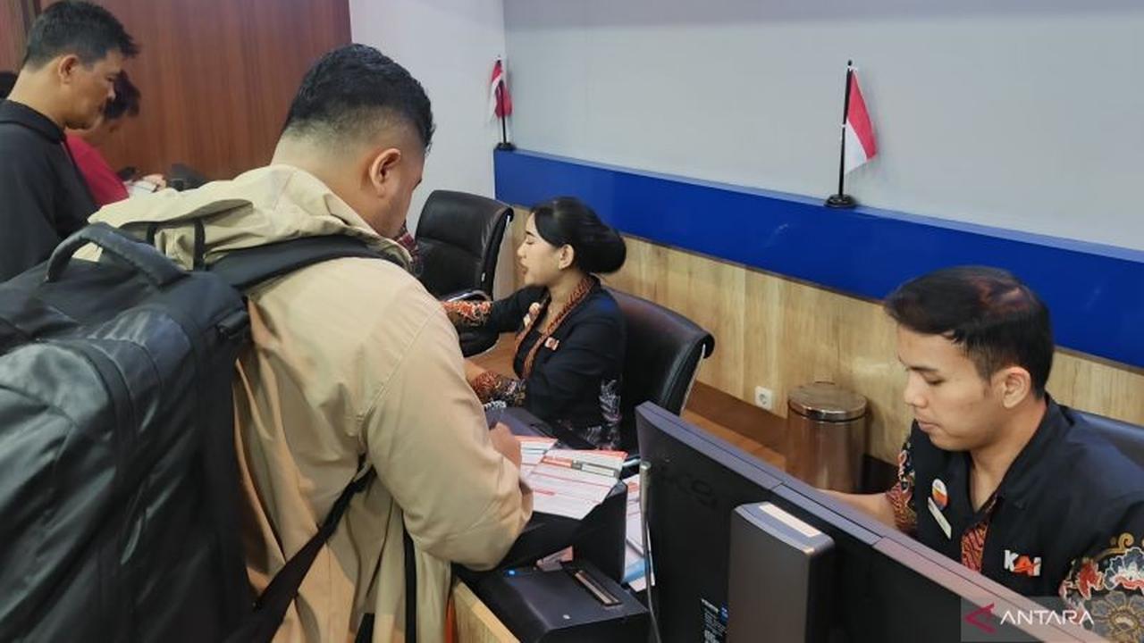 KAI Daop 1 Jakarta Sediakan KAI Refund Tiket Penuh Akibat Dampak Banjir Pekalongan