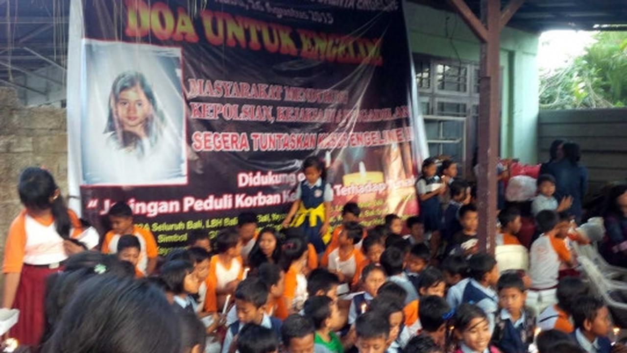 Doa bersama ratusan siswa SD kenang 100 hari kepergian Angeline