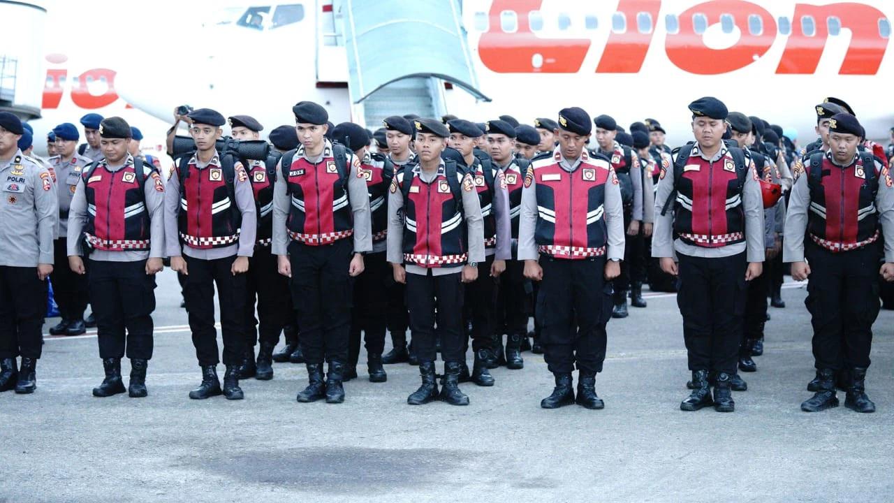Polri Berangkatkan 219 Personel dan Bantuan Logistik untuk Mitigasi Bencana Alam di Sumatra Utara
