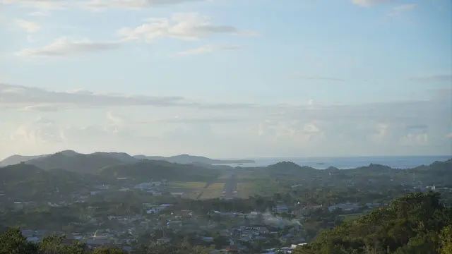 Kesempatan Kemping Gratis di Atas Bukit Parapuar Labuan Bajo Sambil Pandangi Bintang
