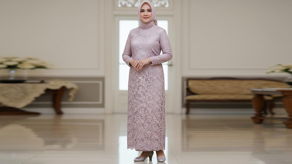 7 Model Gamis Brokat untuk Usia 50 Tahun ke Atas, Tampil Anggun dan Tetap Modis