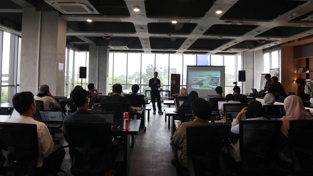 Platform edukasi digital PINTAR menggandeng Prakerja untuk menyelenggarakan workshop bertema Strategi Digital Marketing untuk UMKM.