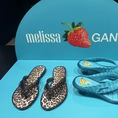 Kolaborasi Melissa dan GANNI. [Anisha/Fimela]