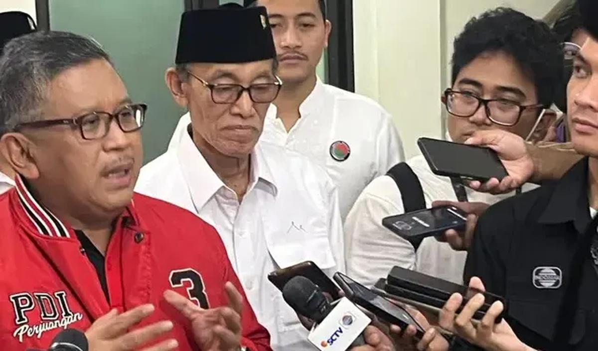 Sekjen PDI Perjuangan Hasto Kristiyanto menanggapi usulan amandemen UUD 1945 agar MPR kembali menjadi lembaga tertinggi.