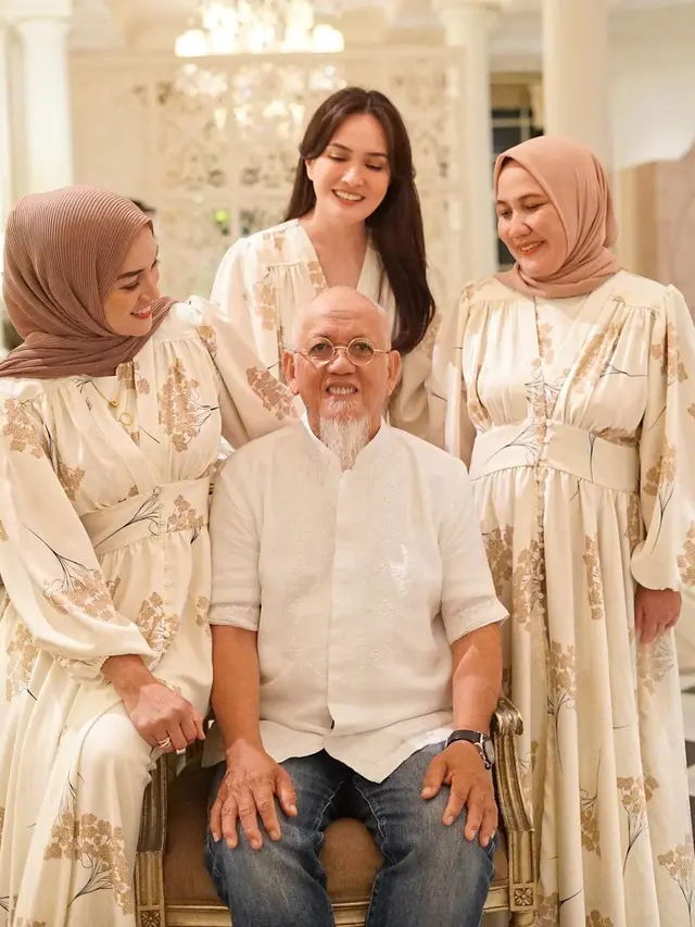 Shandy Aulia.