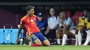 Sayap kanan Timnas Spanyol, Lamine Yamal baru saja mematahkan rekor Johan Vonlathen yang telah bertahan selama 20 tahun sebagai pencetak gol termuda di ajang Euro. Golnya ke gawang Prancis pada babak semifinal Euro 2024 yang berkesudahan 2-1 untuk Spanyol dicetaknya dalam usia 16 tahun 362 hari. Euro 2024 di Jerman menjadi ajang debut Lamine Yamal di turnamen mayor antar-negara. (AP Photo/Hassan Ammar)