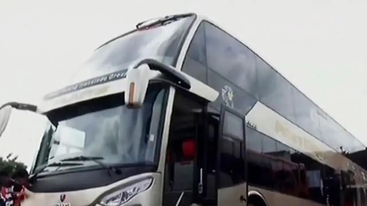 Bus Tingkat AKAP