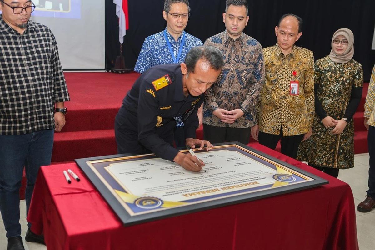KPU Bea dan Cukai Tipe A Tanjung Priok secara resmi meluncurkan Program Inisiatif Penggunaan Jaminan Nontunai Elektronik