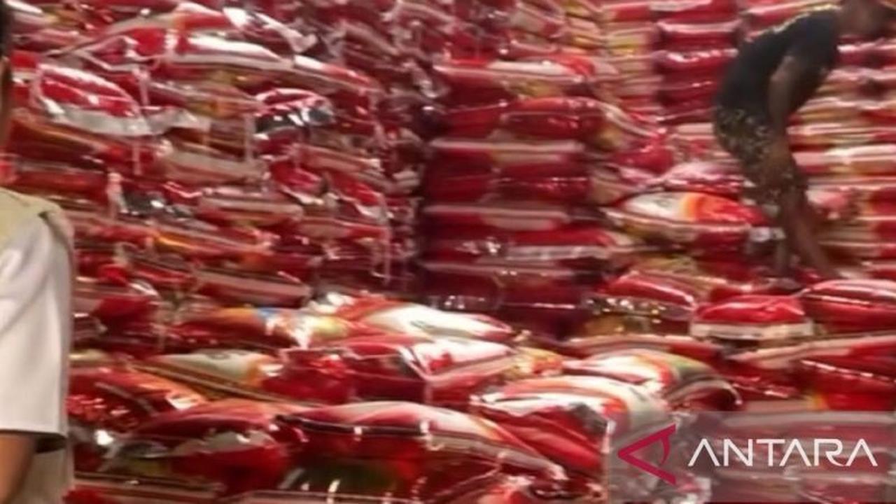 Pemprov Maluku Pastikan Stok Bahan Pokok Aman Hingga Lebaran 2026