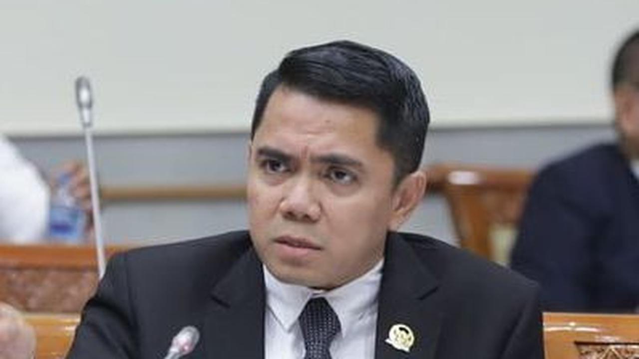 Arteria Dahlan Ngegas di DPR saat Menkumham Dituding Tidak Netral Pemilu