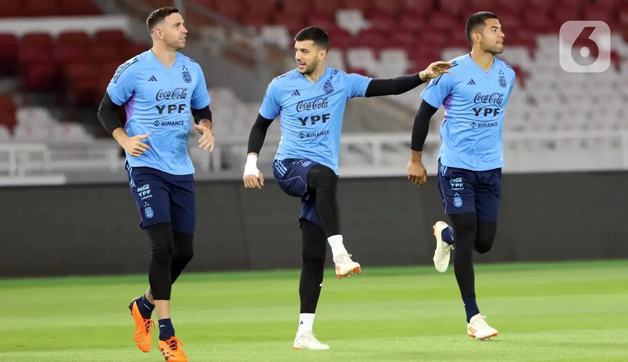 Latihan timnas Argentina ini terbuka untuk wartawan dalam durasi 15 menit. (Liputan6.com/Helmi Fithriansyah)