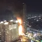 Belum diketahui apa penyebab kebakaran yang melanda Gedung Neo Soho tersebut, Jakarta Barat, Rabu (9/11). (Istimewa)