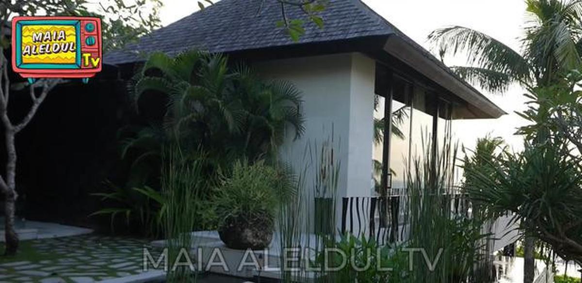 8 Potret Bagian Depan Villa Maia Estianty di Bali, Inspirasi Desain Hunian ala Resort